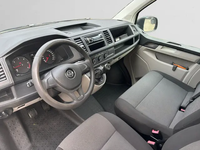 Volkswagen Transporter 2.0 TDI Dubbele Cabine- NAP 48dkm, 6 Pers, 2200kg Trekgewicht, Airco, Dealer...