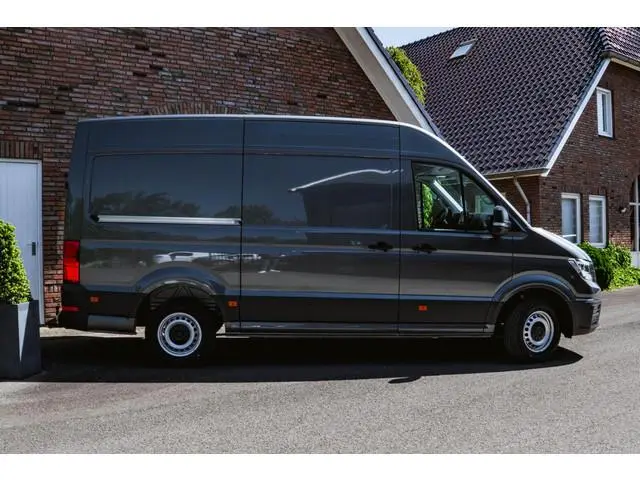 Volkswagen Crafter 35 140PK AUT. NW MODEL 3H3 Comfortline 2x LED | NAVI | Camera | Trekhaak | Airco...
