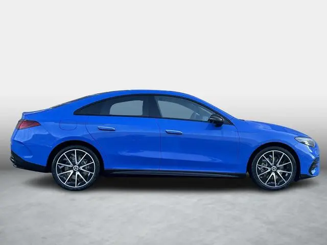 Mercedes-Benz CLA 250+ Launch Edition | AMG Line | Night Pakket | Panoramadak | DISTRONIC Afstandsas...
