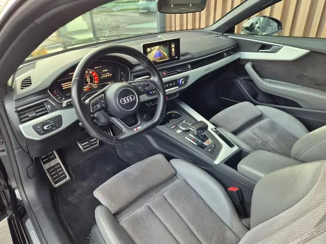 Audi S5