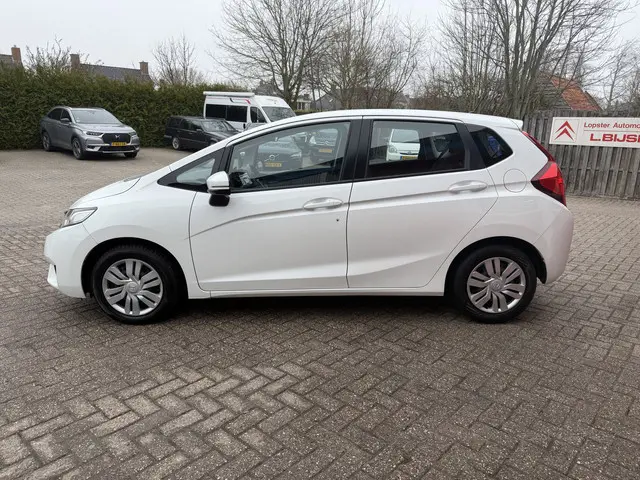 Honda Jazz 1.3 i-VTEC 102 PK |  Trend | Airco | Multimedia scherm |