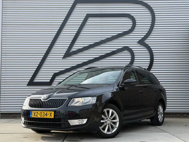 Skoda Octavia Combi 1.2 TSI Greentech Style Navi|Clima|Cruise|PDC V+A|Stoelverwarming|Bluetooth|6 Ba...