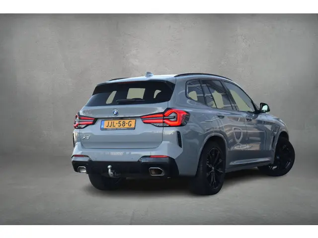 BMW X3 xDrive30e High Executive | M-Sport | Leer | HUD | Stuur- en Stoelverwarming