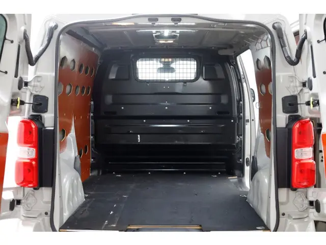 Toyota pro-ace