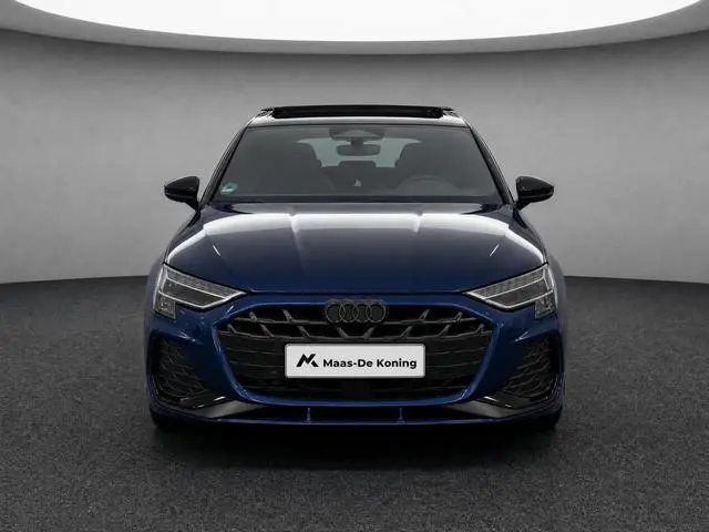 Audi A3 Sportback 45 TFSIe 272pk S-tronic S edition Competition  · Panoramadak · Camera · Elek. Voor...