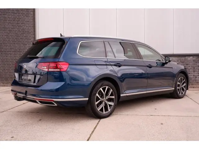 Volkswagen Passat Variant 1.4 TSI PHEV GTE Business | Pano | Elek. Trekhaak | Camera | Carplay | Nav...