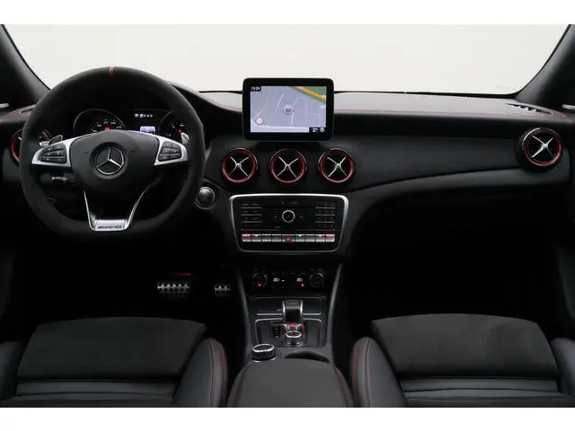 Mercedes-Benz CLA-klasse AMG 45 4MATIC Memory, Sfeerverlichting, Harmen & Kardon, Apple Carplay, ACC...