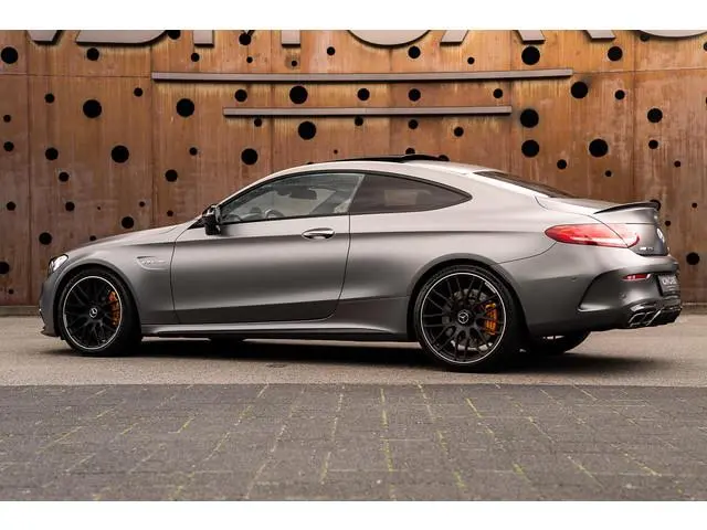 Mercedes-Benz C-klasse Coupé AMG 63 S | Keramisch | Drivers Package | Night | Carbon | HUD | 360° |