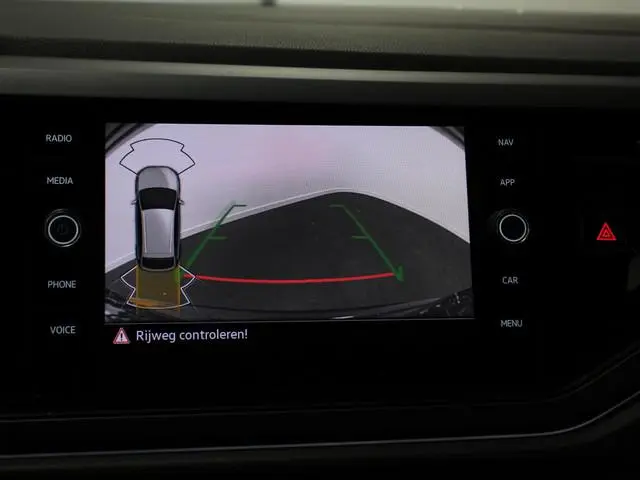 Volkswagen Taigo 1.5 TSI 150pk R-Line + Automaat Navigatie Apple Carplay/Android Auto Camera Parkeer...