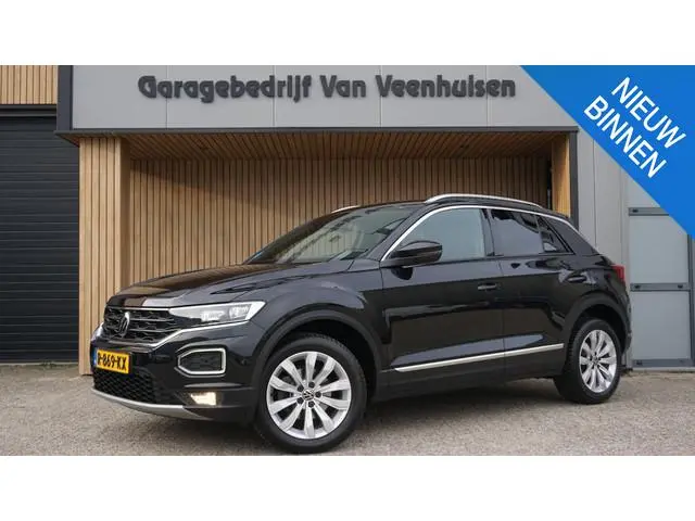 Volkswagen T-Roc 1.5 TSI 150pk DSG Sport Clima Keyless DAB Virtual Cockpit Adap-Cruise 17 inch LM 93...