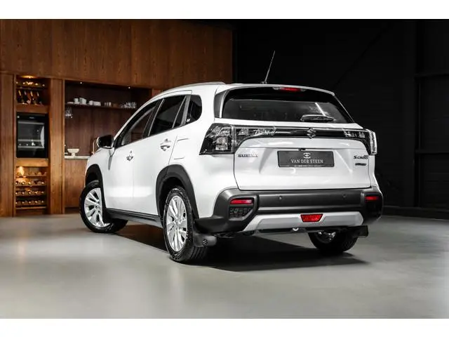 Suzuki S-Cross