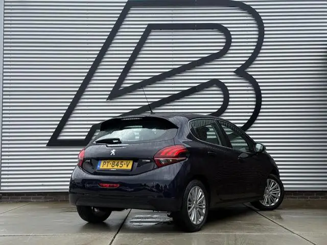 Peugeot 208 1.2 PureTech Blue Lease Executive 2e Eigenaar|Carplay|Cruise|Navi|Clima|PDC|Elek ramen|L...