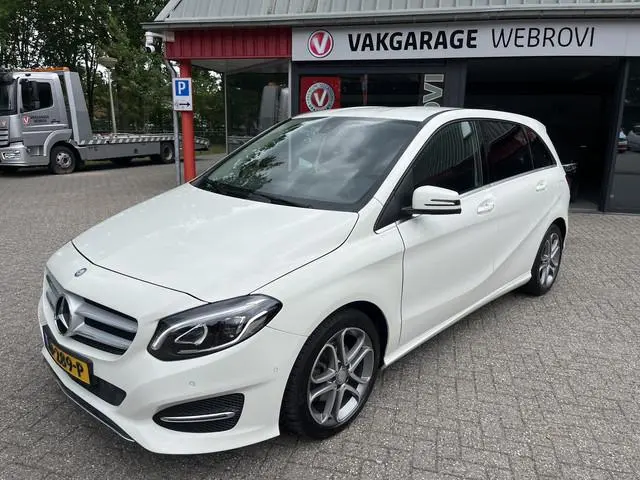 Mercedes-Benz B-klasse 180 Ambition Urban 1e Eig. Beurt Trekh. Nederlands