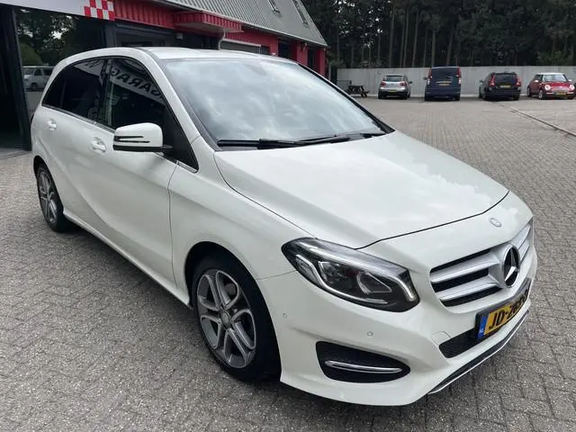 Mercedes-Benz B-klasse 180 Ambition Urban 1e Eig. Beurt Trekh. Nederlands