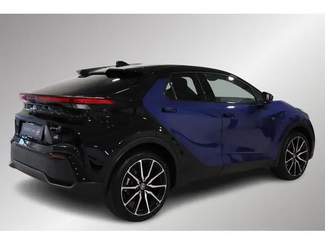 Toyota C-HR 2.0 Plug-in Hybrid 220 GR SPORT, Premium Pack, 3.500,- Inruilpremie, BSM, 360 Camera, JB...