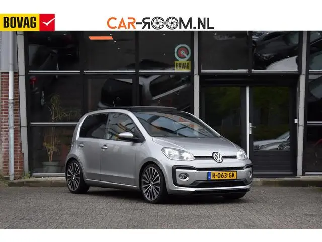 Volkswagen Up! 1.0 TSI BMT cross up! Airco Pano Stoelverwarming BBD