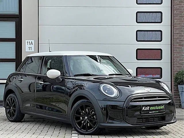 MINI Mini 1.5 Cooper Classic Chili Turbo 136 PK 5 Deurs | Airco | Apple CarPlay | Navigatie | 16" LM...
