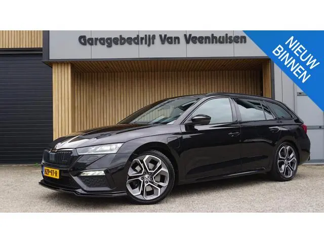 Skoda Octavia Combi 1.4 TSI 245pk RS iV PHEV Pano Cruise HUD Canton *Black optik* stuurverw Virtual...