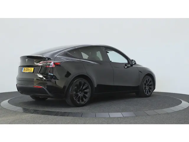 Tesla Model Y Long Range AWD 75kWh | Panoramdak | Navigatie | Stoelverwarming 