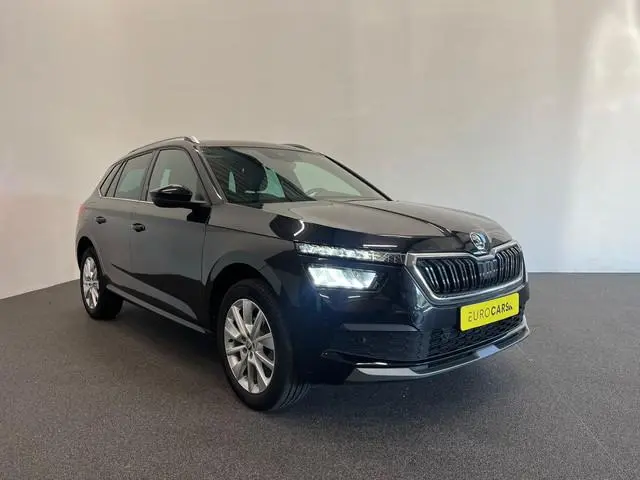 Skoda Kamiq 1.0 TSI DSG Clever Panoramadak Trekhaak Navigatie Apple Carplay Android Auto Camera Park...