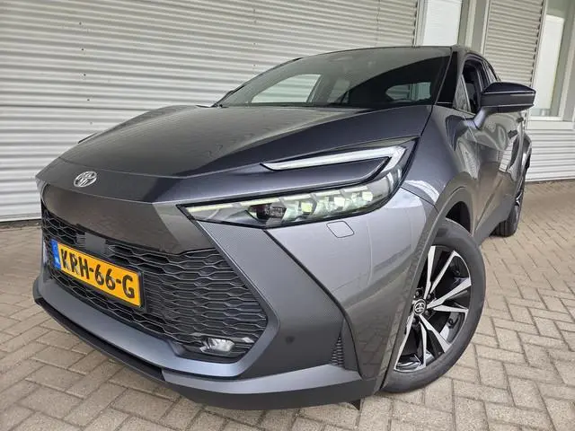 Toyota C-HR 1.8 Hybrid 140 Business Plus