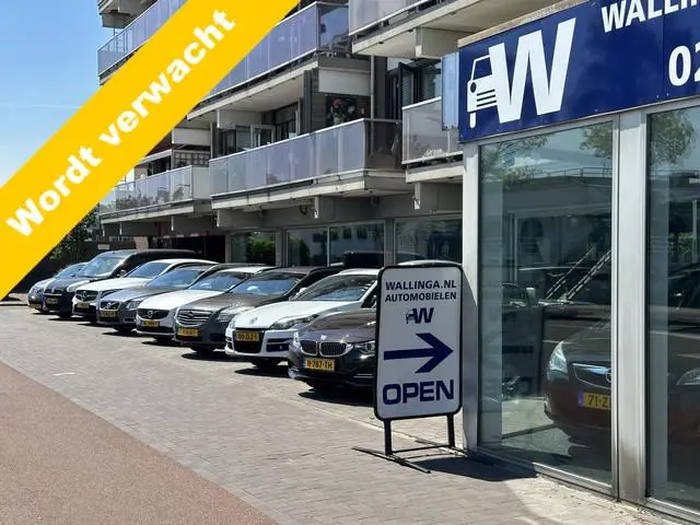 MINI Clubman 1.5 Cooper Pepper Serious Business Navigatie Airco/ecc keurige auto