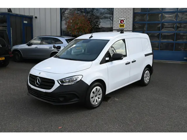 Mercedes-Benz Citan 110 CDI L1 Base MBUX met camera, Smartphone integratie, Etc.