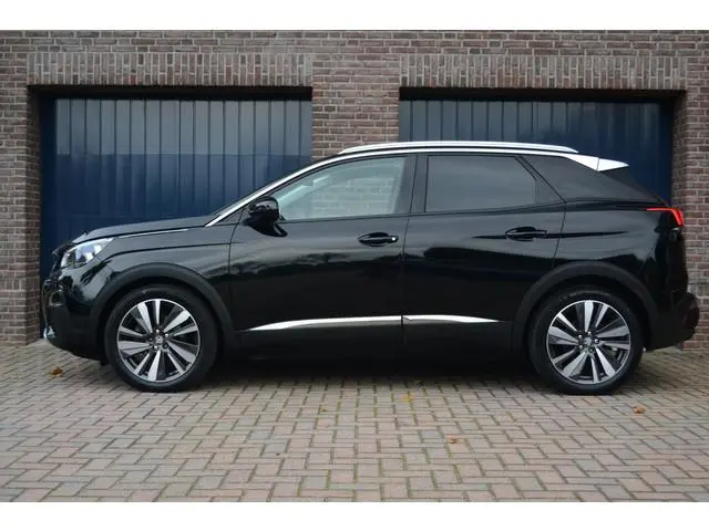 Peugeot 3008 1.2 130pk Blue Lease Premium | Trekhaak | Motor v.v. | Keyless | Adaptive Cruise | Came...