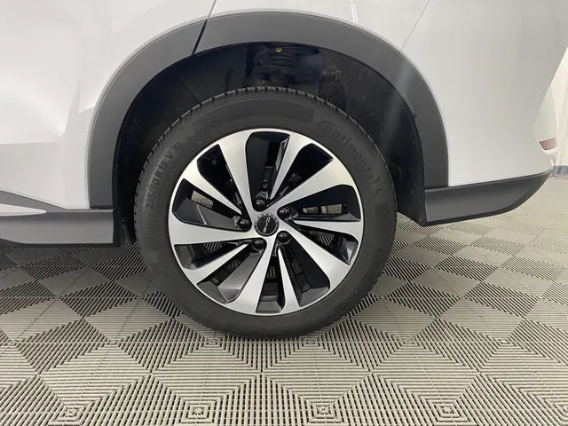 BYD SEAL U
