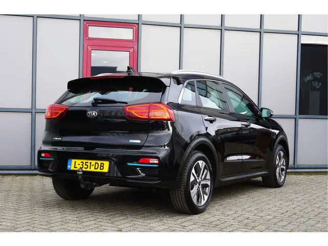 Kia e-Niro DynamicLine 64kWh SOH 96% Trekhaak