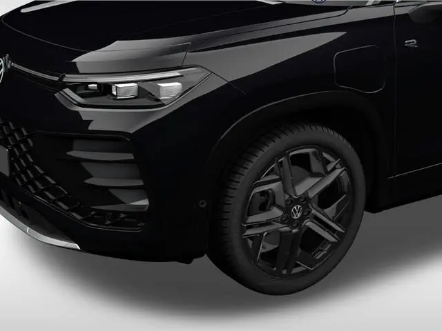 Volkswagen Tayron R-Line-Edition 1.5 eHybrid 204 pk 6 versn. DSG · Black Style Pakket · Trekhaak inc...