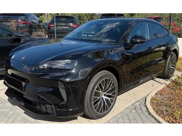 Porsche Cayenne Coupe Electric 113 kWh ** Sport Design ** Sport Chrono ** BOSE ** PASM ** Panodak