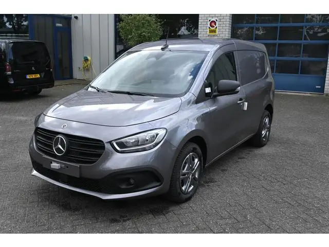 Mercedes-Benz eCitan 112 Pro L1 51 kWh Snellader AC 22kW/DC 75kW, All Season banden, Etc.