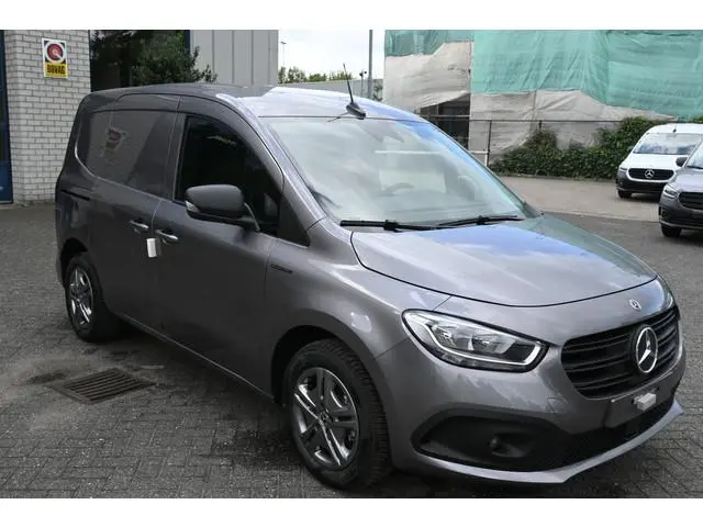 Mercedes-Benz eCitan 112 Pro L1 51 kWh Snellader AC 22kW/DC 75kW, All Season banden, Etc.