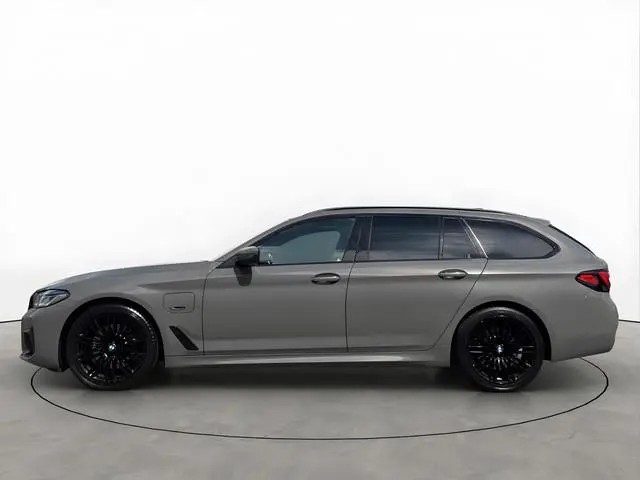 BMW 5-serie Touring 530e 292PK M-Sport Shadow Head-UP Laser Memory