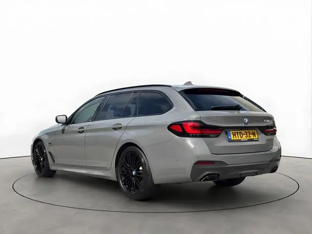 BMW 5-serie Touring 530e 292PK M-Sport Shadow Head-UP Laser Memory