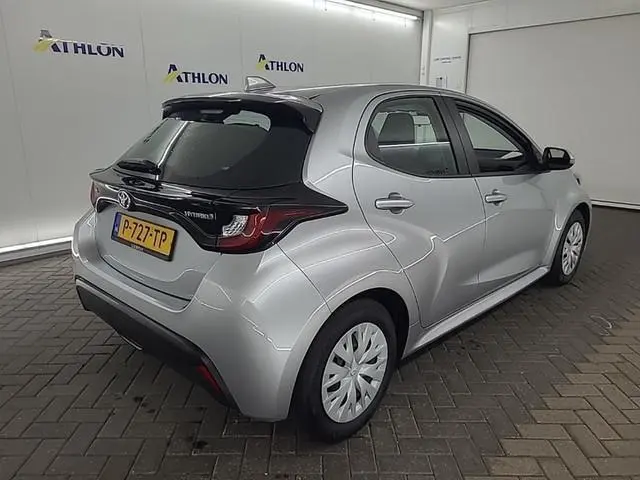 Toyota Yaris 1.5 Hybrid Active Navigatie  Automaat  Camera  CarPlay