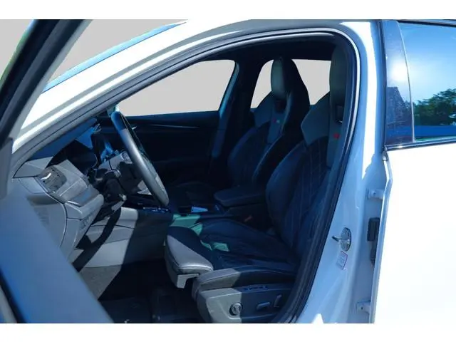 ŠKODA Octavia Combi 1.4 TSI RS iV | Alcantara leer pakket | Massage stoelen | Winterpakket