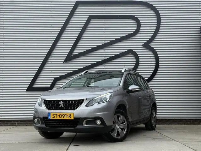 Peugeot 2008 1.2 PureTech Blue Lion 2e Eigenaar|Navi|Pano|Trekhaak|Airco|Cruise|PDC|Carplay|N.A.P|AP...