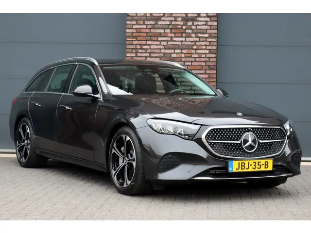 Mercedes-Benz E-klasse Estate 300 e Luxury Line Aut9 | Distronic Pro | Keyless Go | Camera | Dodehoe...