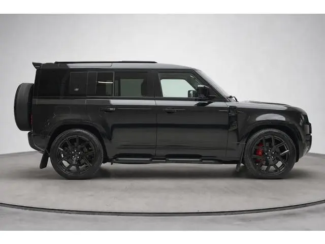 Land Rover Defender 110 2.0 P400e 110 404pk URBAN pakket | SoH 96,5% | Trekhaak afn. | Leder | Panor...