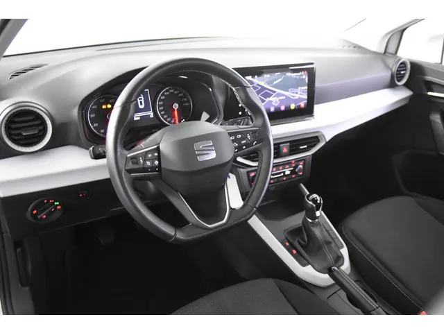 SEAT Arona 1.0 TSI Urban *1ste Eigenaar*Navigatie*Stoelverwarming*