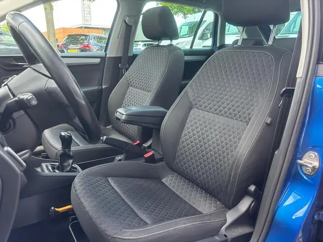 ŠKODA Rapid Spaceback 1.0 TSI Greentech Drive | Trekhaak | Stoelverwarming | Pano | Cruise