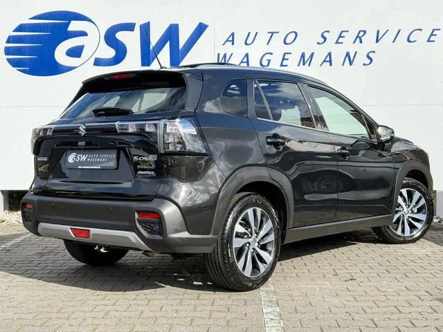 Suzuki S-Cross