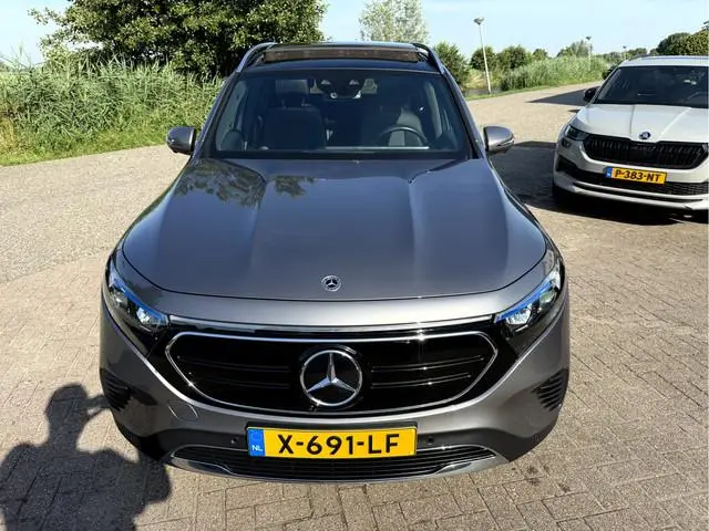 Mercedes-Benz EQB