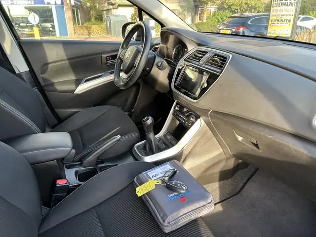 Suzuki S-Cross