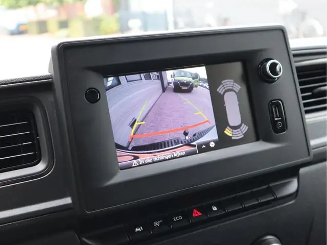 Nissan Interstar