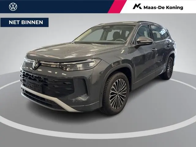 Volkswagen Tayron 1.5 eHybrid 204pk DSG Life Edition · Camera · Inklap. Trekhaak · Stuur- & Stoelver...