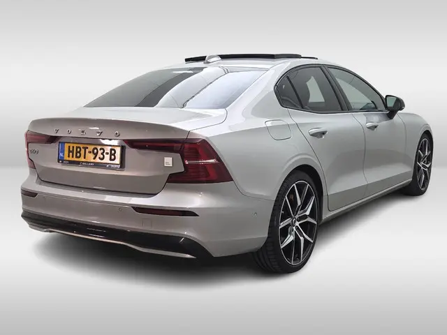 Volvo S60 2.0 Recharge T8 AWD Polestar Engineered BOMVOL | BOWERS & WILKINS | PANO | HUD | 360°
