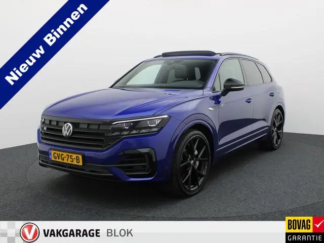 Volkswagen Touareg 3.0 TSi 4MOTION R | Panodak | Stoelkoeling | Trekhaak | Luchtvering | 22'' | Prij...